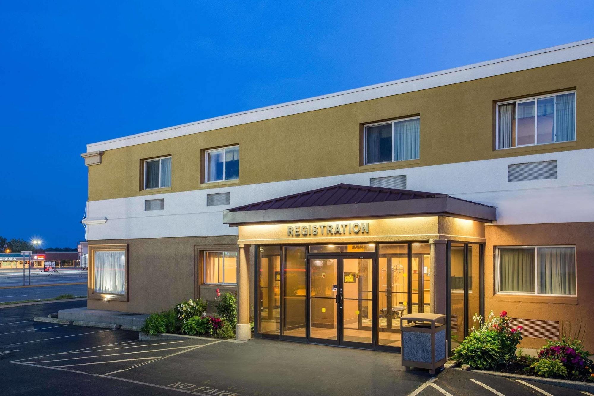 Fairbridge Inn Express Buffalo Airport Williamsville Extérieur photo